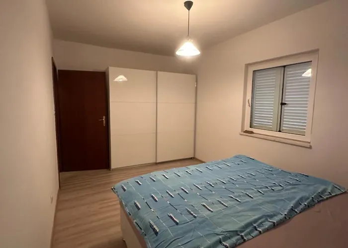 Laganini * Poljica (Trogir)